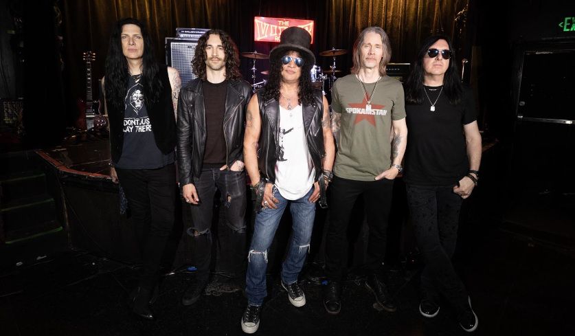 Bandfoto von Slash feat. Myles Kennedy And The Conspirators aus dem Jahr 2026 von Andy Kellen (bereitgestellt von Sailor Promotion).