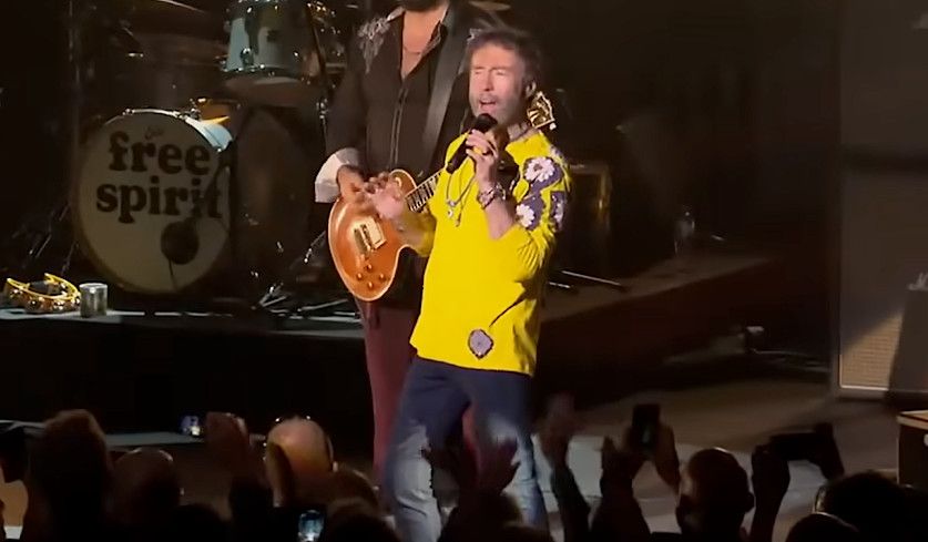 Screenshot aus dem Paul Rodgers-Video ""All Right Now" by Paul Rodgers from Free Spirit"