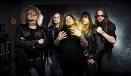 Bandfoto von Bullet aus dem Jahr 2025 von Robin Fritzon (bereitgestellt von Steamhammer).