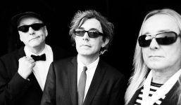 Bandfoto von Cheap Trick aus dem Jahr 2025 von Piece Hirez (bereitgestellt von Marco Linke/BMG).