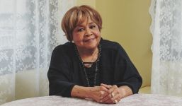 Foto von Mavis Staples aus dem Jahr 2025 von Elizabeth De La Piedra (bereitgestellt von Starkult).